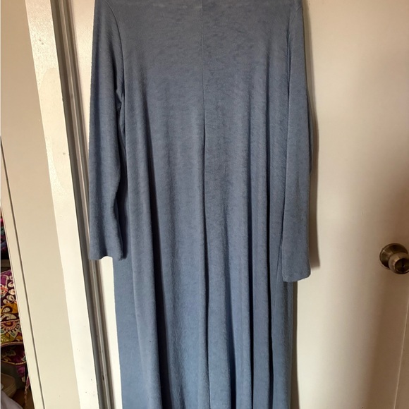 Medium LuLaRoe  Sarah - Picture 3 of 4